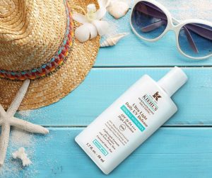 Kiehl's Ultra Light Daily UV Defense Mineral Sunscreen SPF 50 PA+++: Sensitive acne prone skin