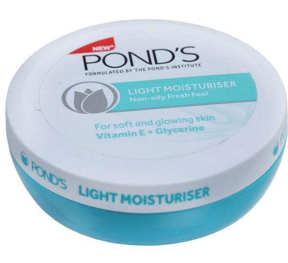 Pond's Light Moisturiser