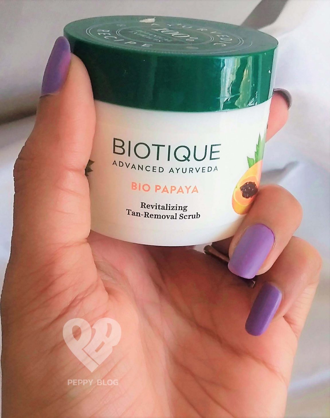 Biotique Bio Papaya Revitalizing Tan removal Scrub Review