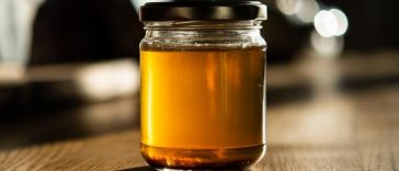 Sugaring wax